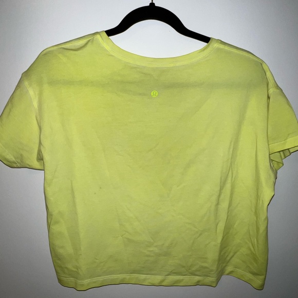 Lululemon yellow crop t-shirt / workout top - Picture 6 of 6